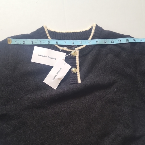 Urban Revivo Black Long Sleeve Sweater Dress with White Trim NWOT Medium - Picture 8 of 12